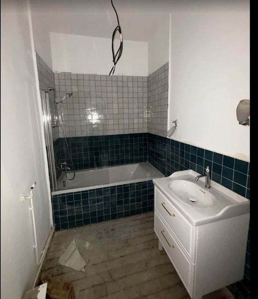Rénovation salle de bain Pessac — SPServices33 pose baignoire vasque plombier